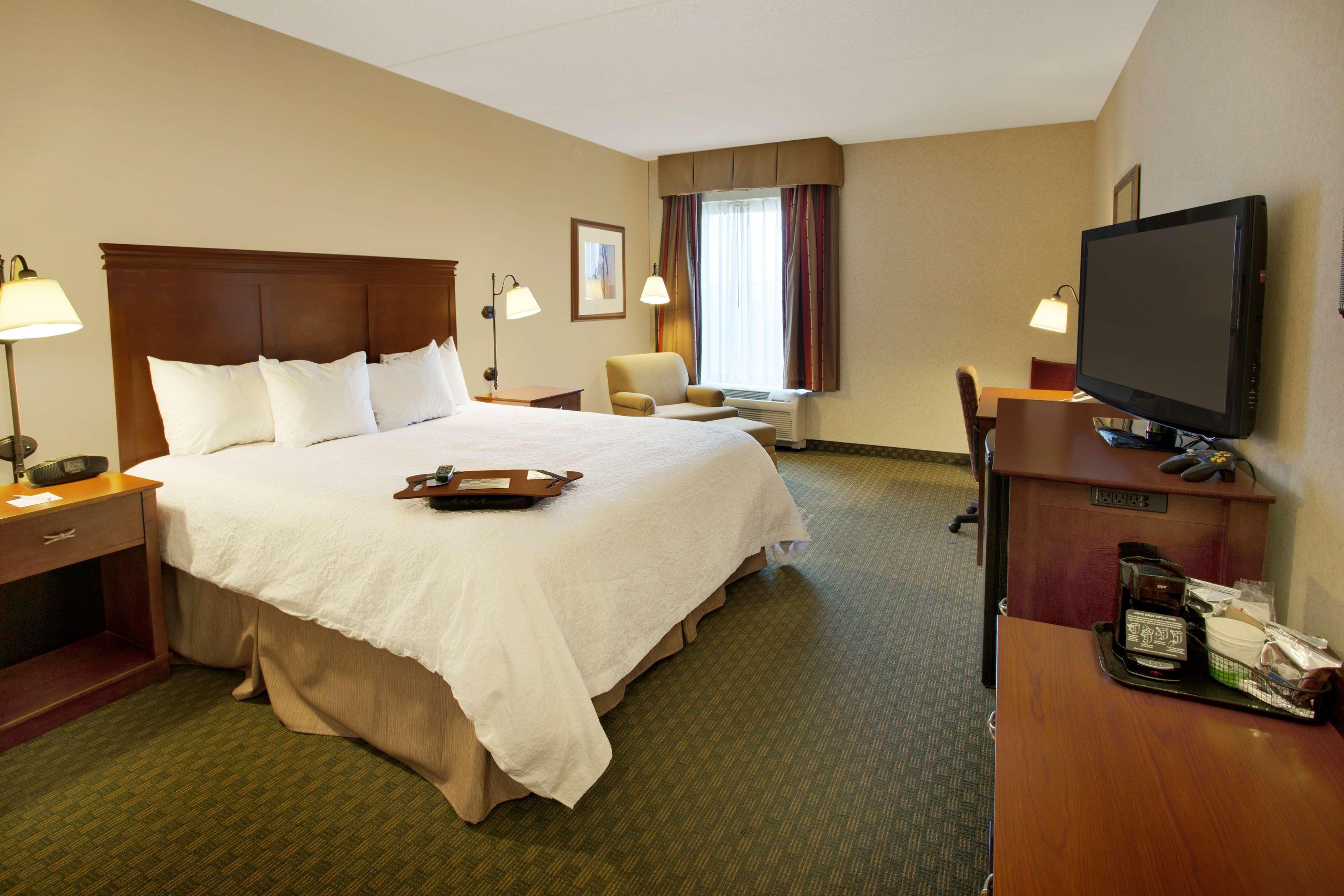 Hampton Inn Sidney Rum bild