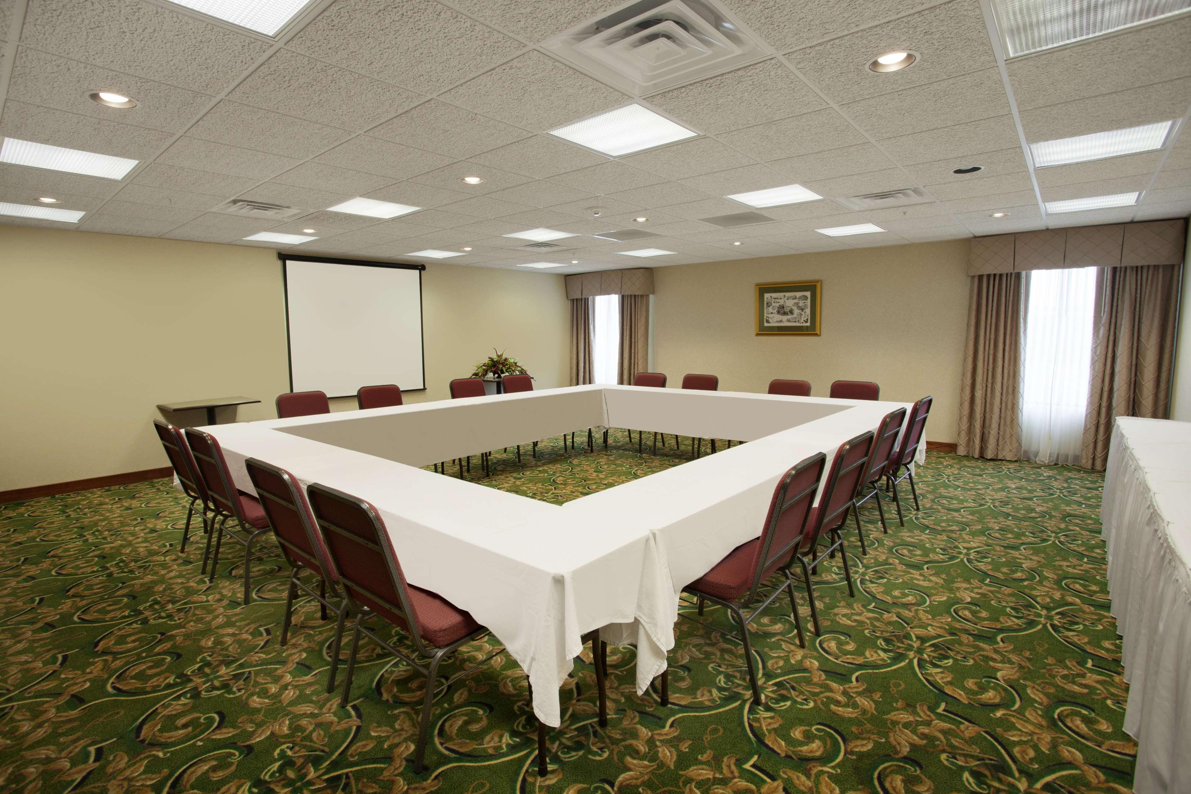 Hampton Inn Sidney Business bild