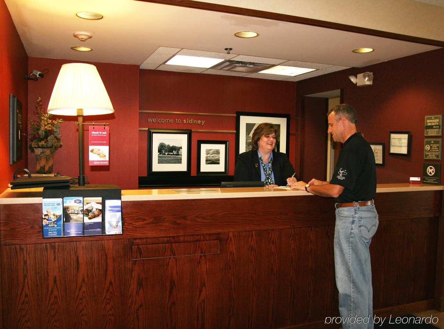 Hampton Inn Sidney Inreriör bild